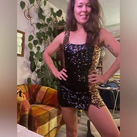 Meet your Posher, Amanda - Picture 9 of 9